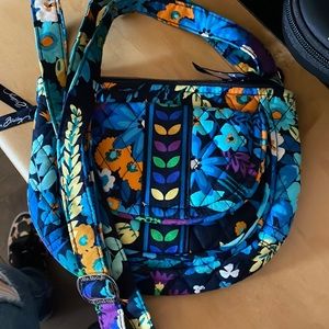 On the go Vera Bradley hipster. New w/o tags.